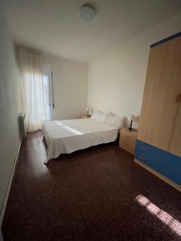 Encantador Apartamento En El Corazon De Тремп Екстериор снимка