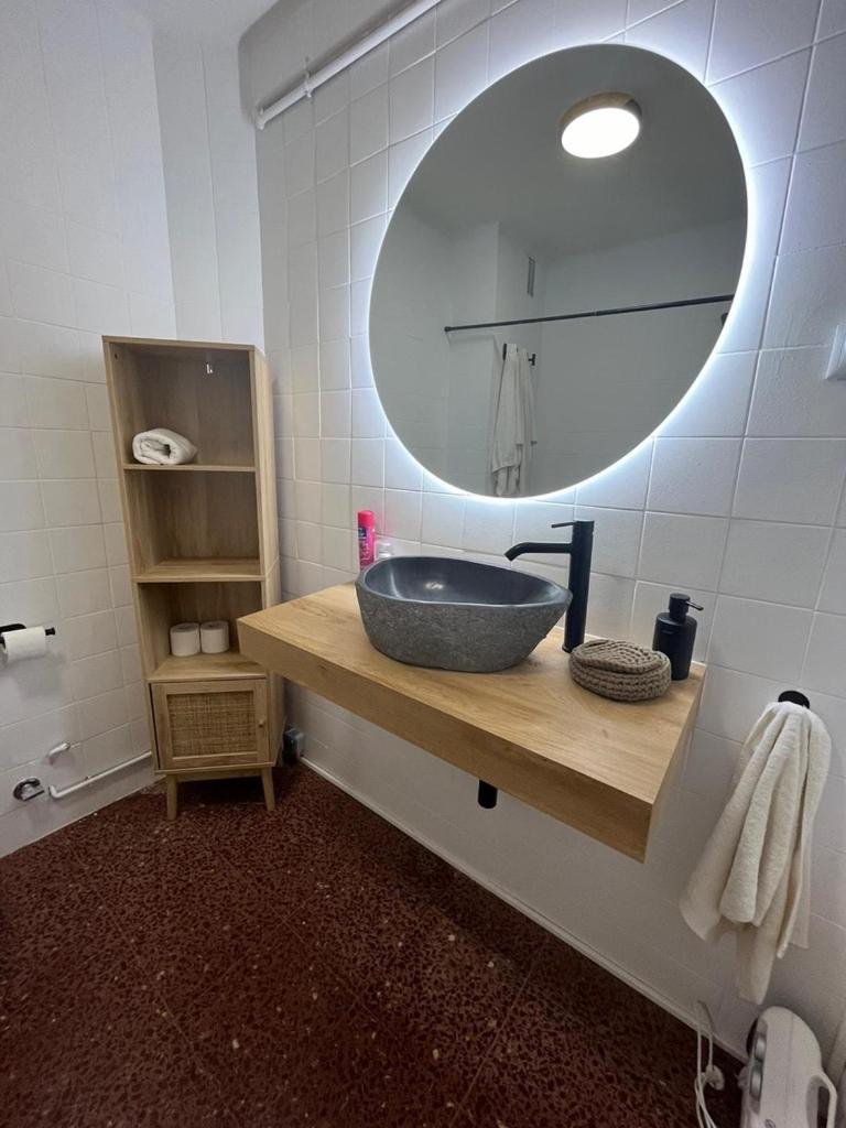 Encantador Apartamento En El Corazon De Тремп Екстериор снимка